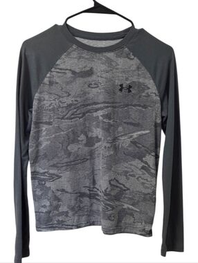 Under Armour Boys Loose Fit Long Sleeve Shirt YLG